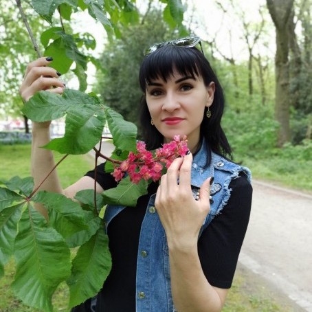 lady's photo