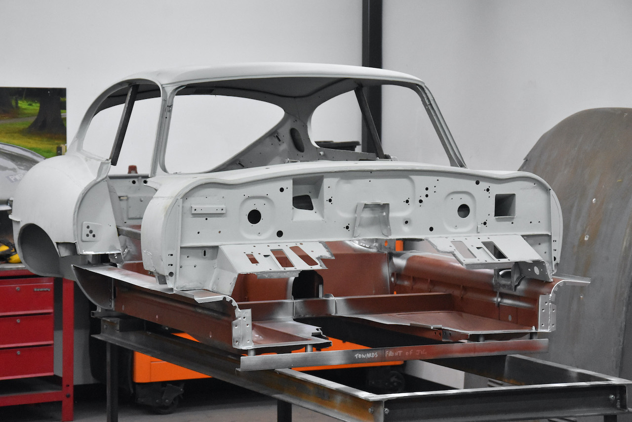 E-Type UK restores E-type Series 1 FHC back to factory spec