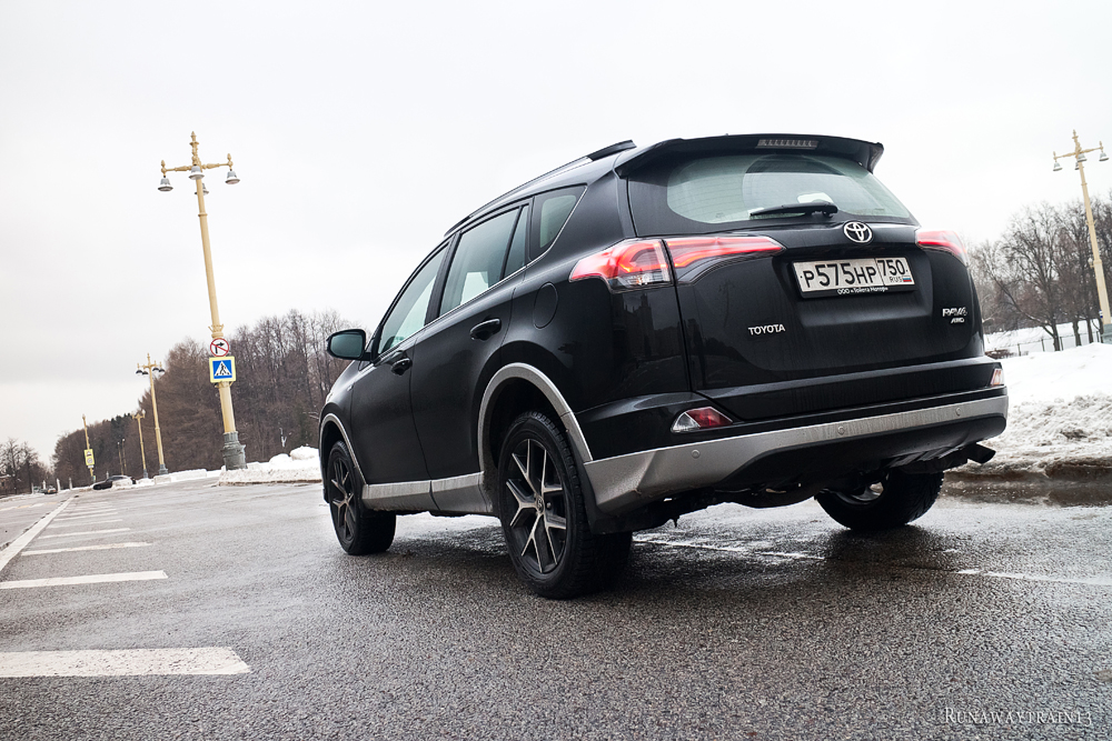 Toyota RAV4 автор фото Артём Константинов Runawaytrain13