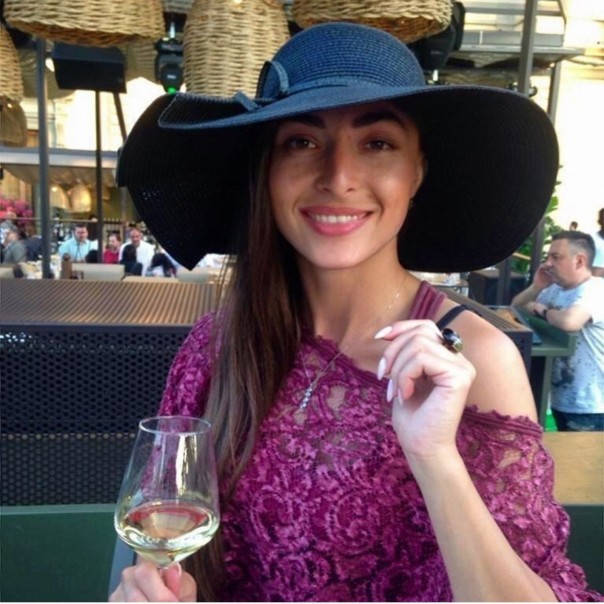 lady's photo