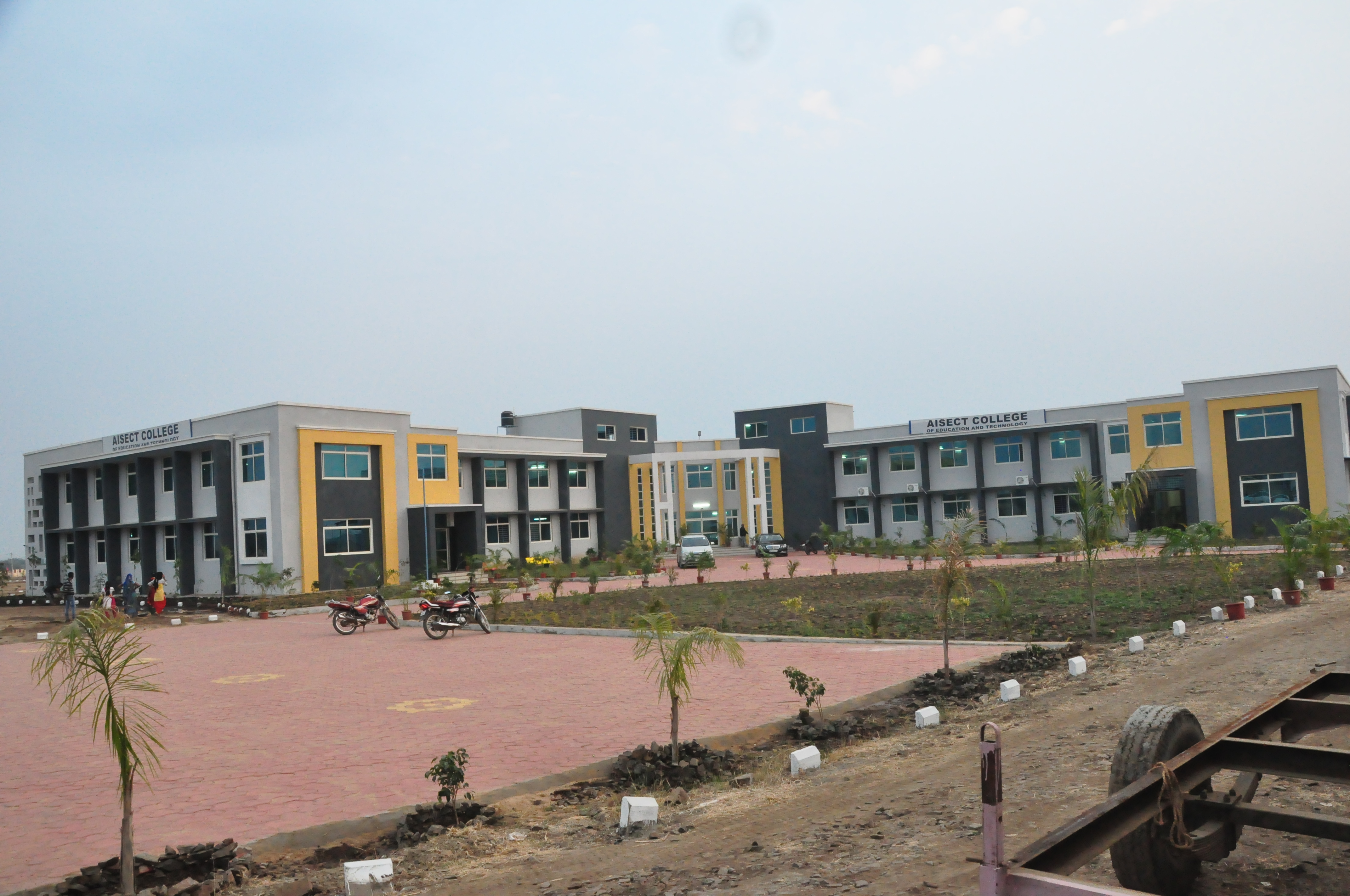 Dr. C V Raman University, Khandwa Image
