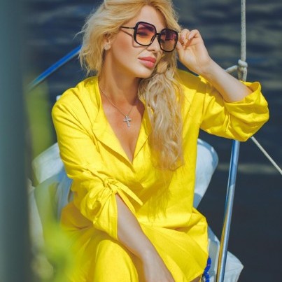 lady's photo