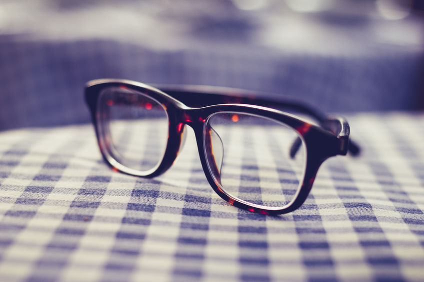 Dapatkan Varian Kacamata Terbaik Hanya di 5 Toko Online Berikut