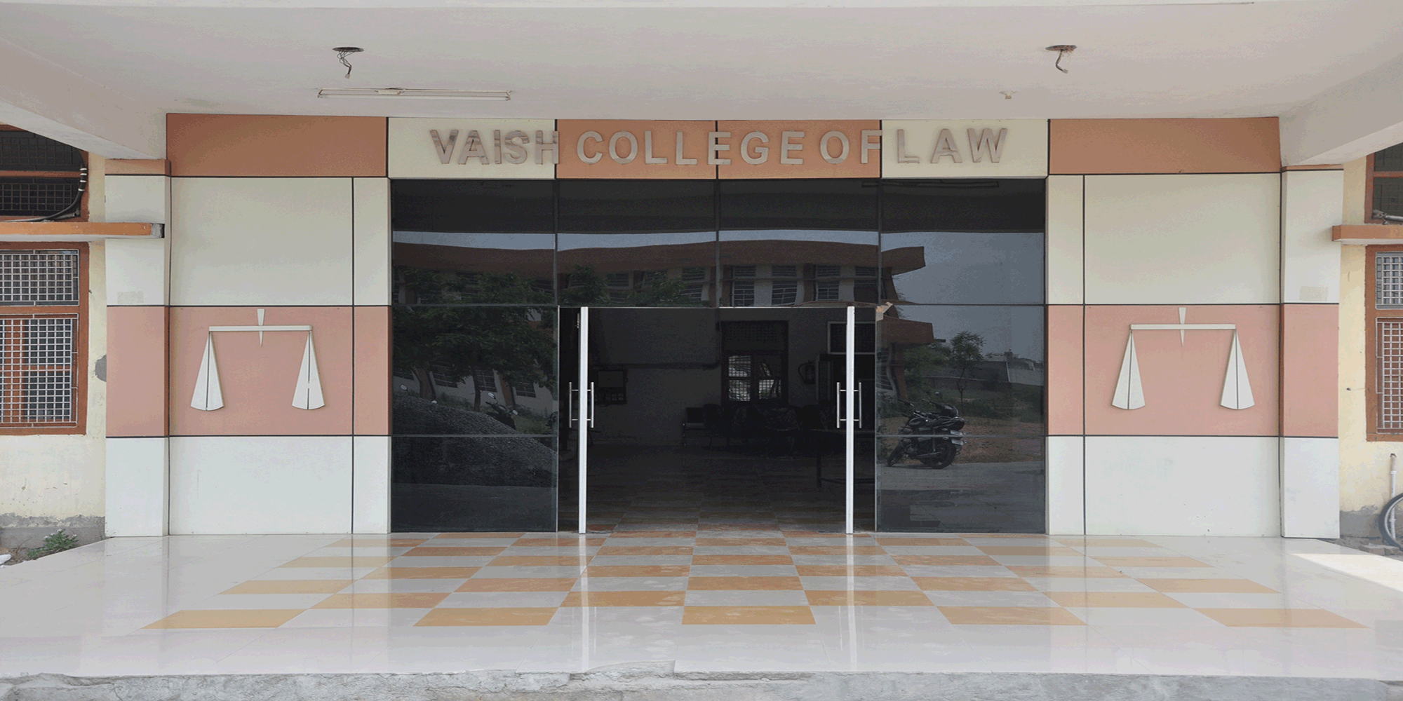Vaish College of Law, Rohtak Image