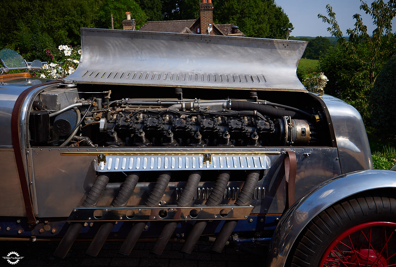 An afternoon with a 1924 Minerva Liberty Special 27 litre V12