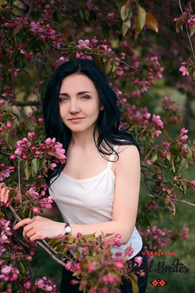 Photo gallery №6 Ukrainian lady Elina