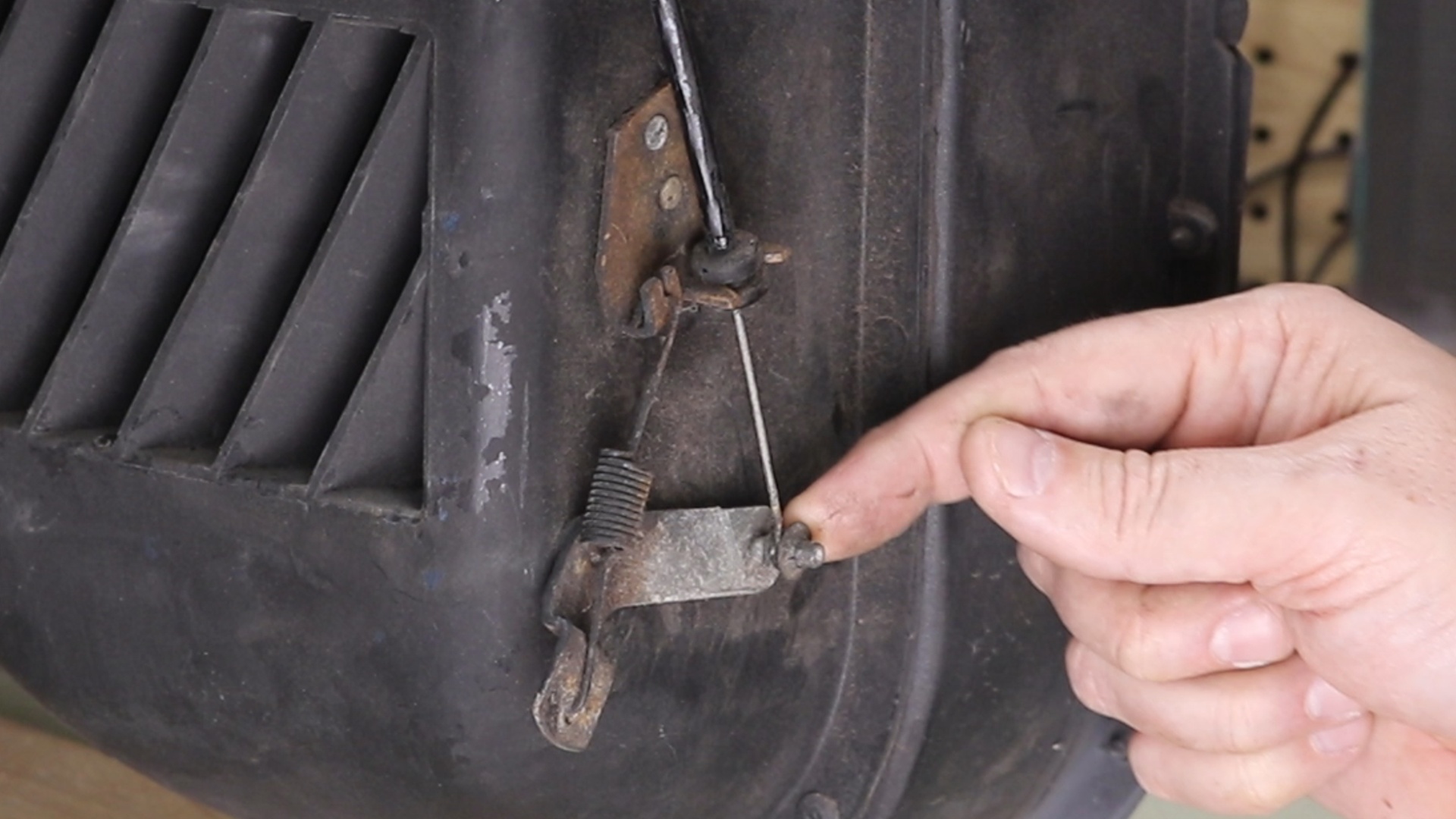 CJ7 Heater Box and Fresh Air Duct Restoration (video/photos/video/foam