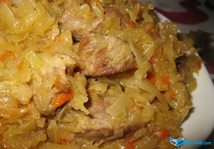 Осваиваю баварские рецепты вкусной пищи!.. Фото рецепта тушёной капусты в пиве, с рёбрышками и мёдом!