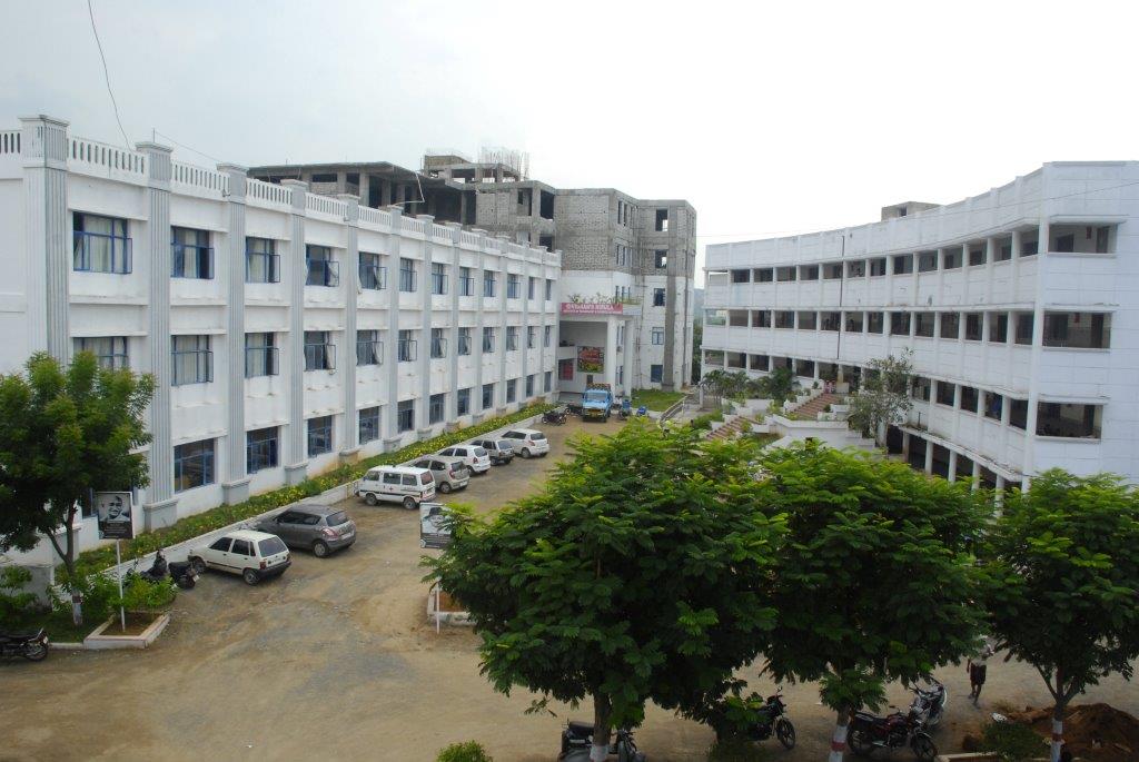 Vignan's Nirula Institute of Technology and Science for Women, Guntur Image