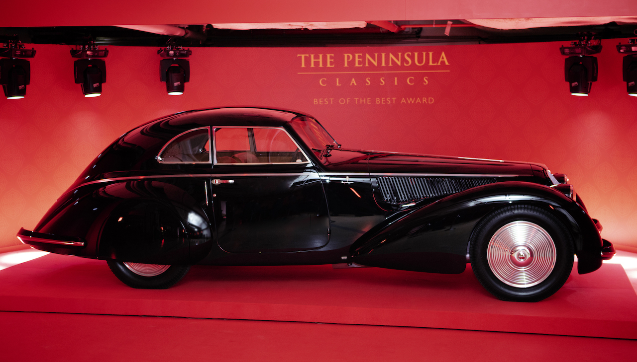1937 Alfa Romeo 8C Wins Peninsula Classics Best of the Best Award