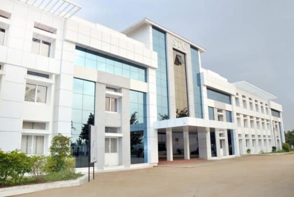 SREE SARASWATHI THYAGARAJA COLLEGE Image