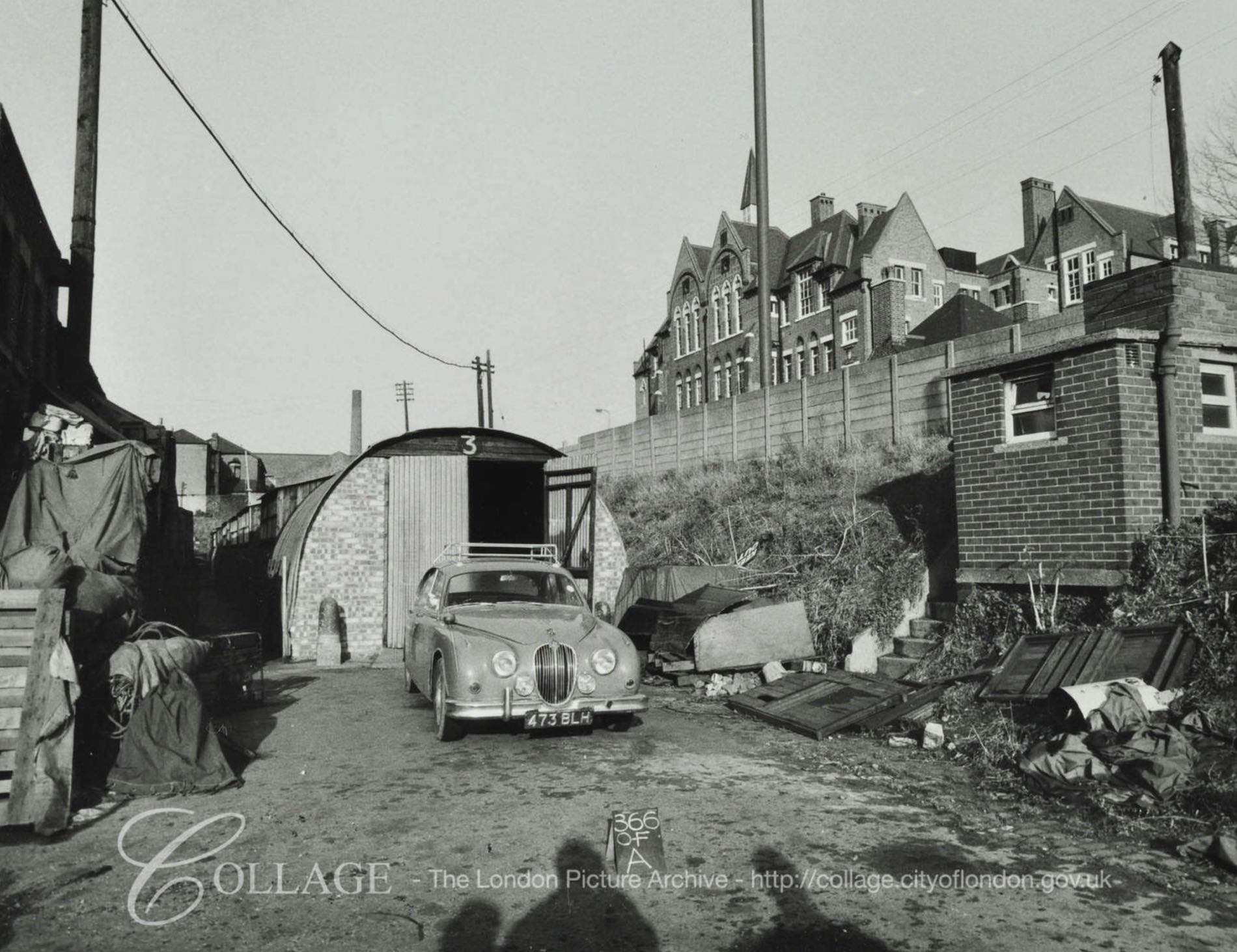 London Collage Archive a treasure trove for classic car fans