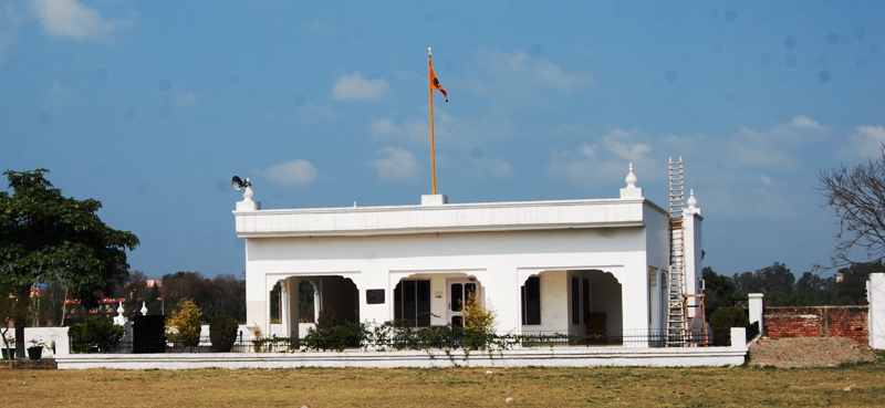 Sri Guru Nanak Dev Nursing Institute Image