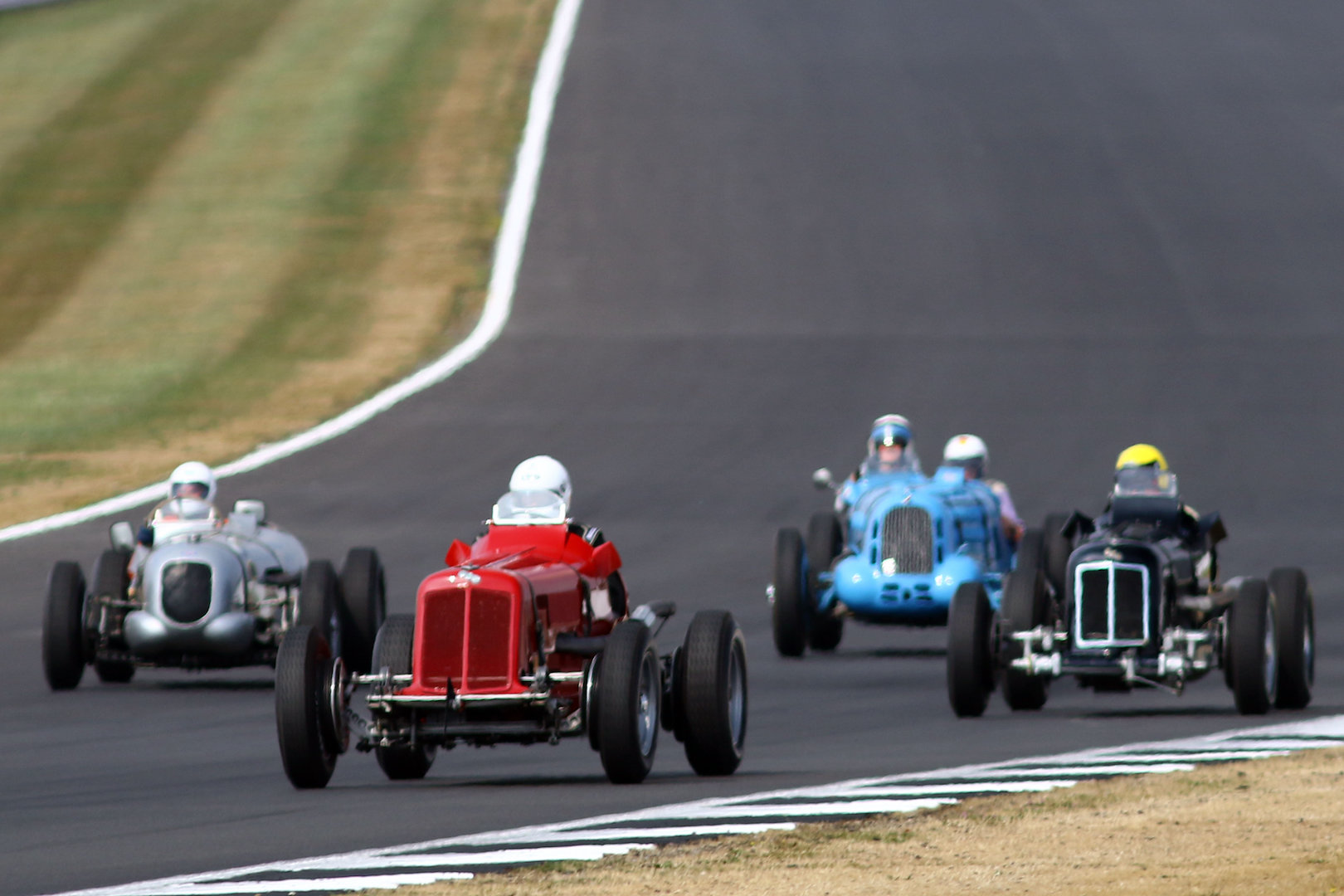 Take to the Road News Stars shine on Super Sunday as Silverstone Classic concludes