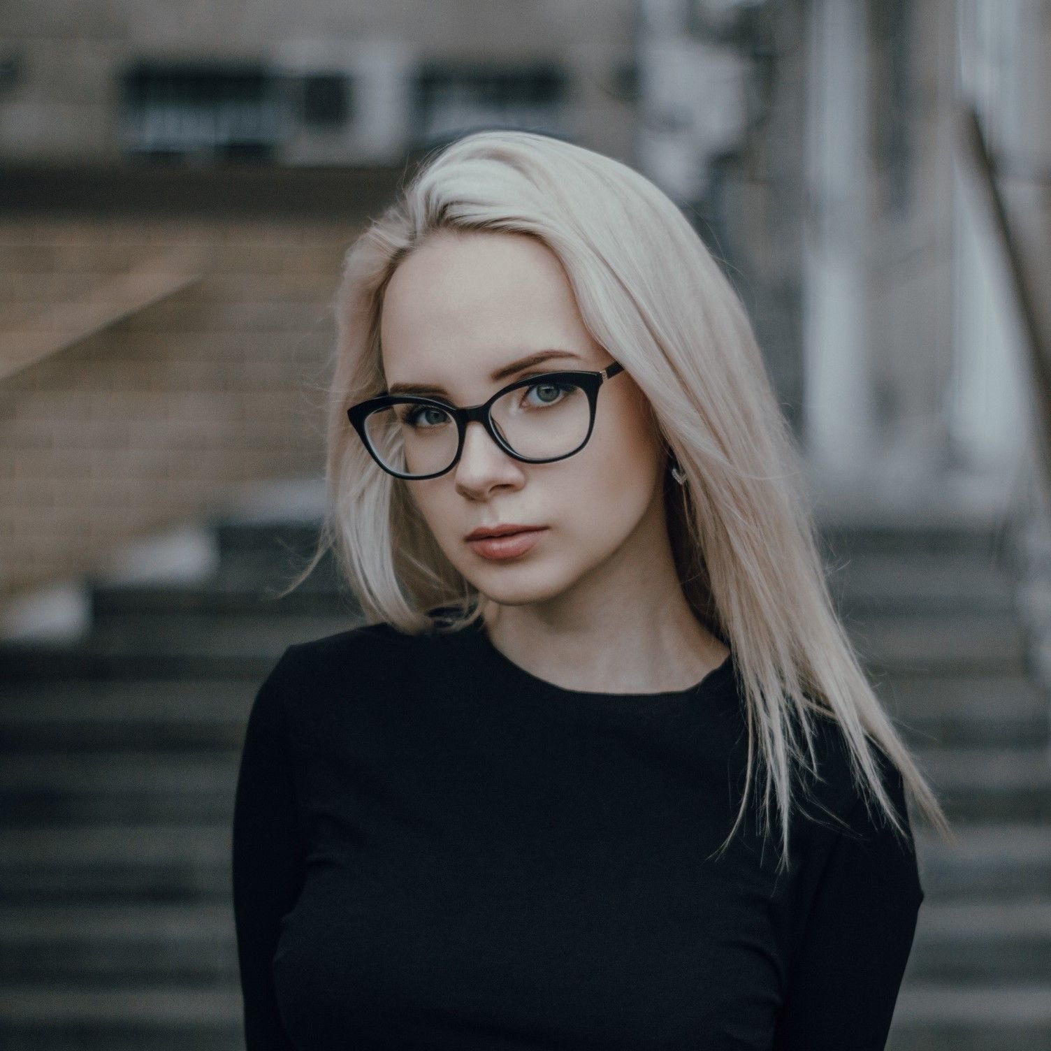 girls with glasses
