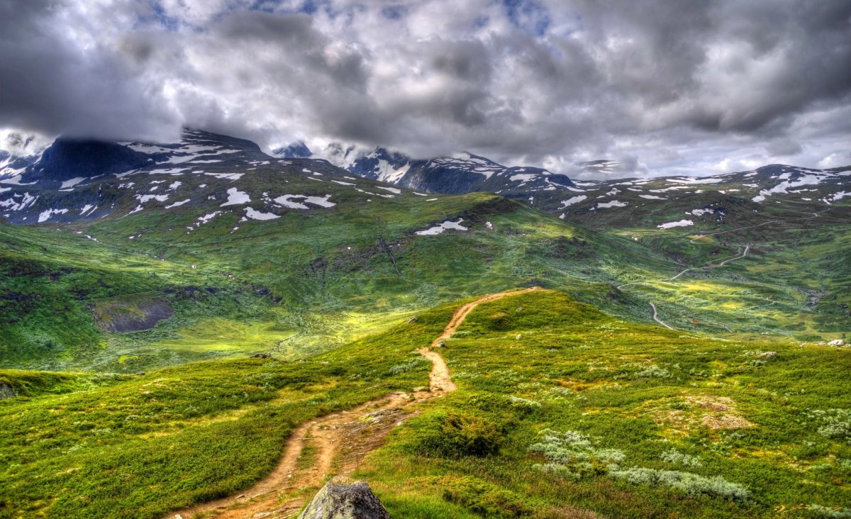 mountain-trails