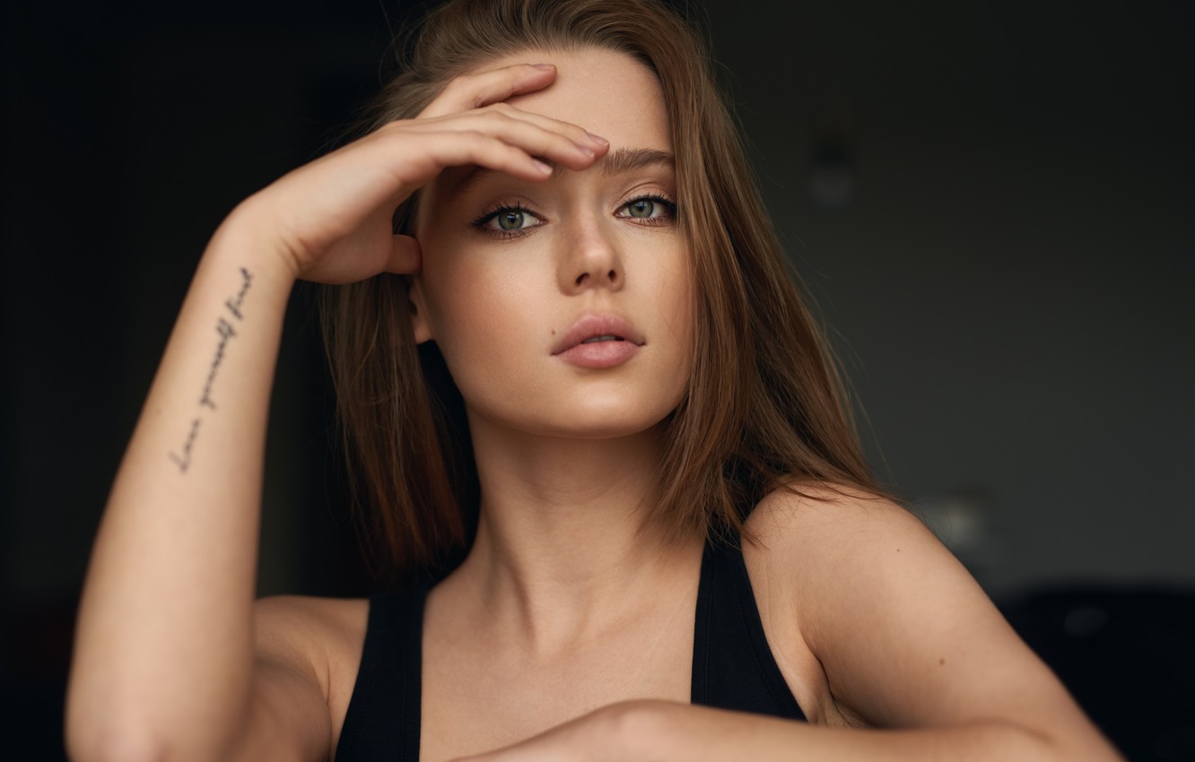 Model Kamilla Gongala