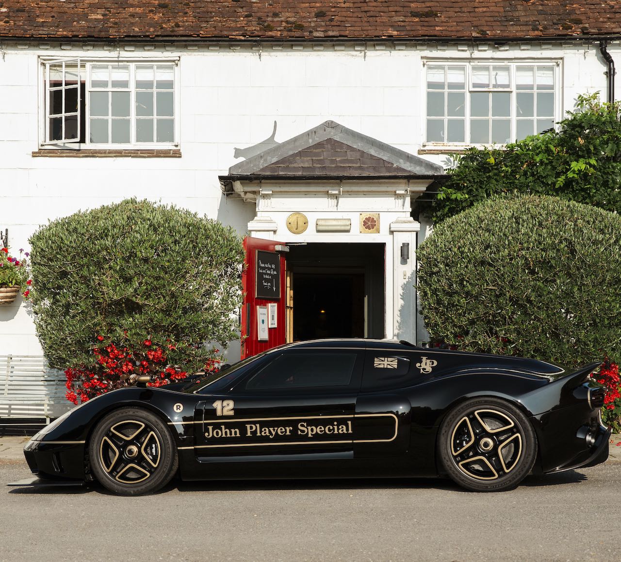 Radford's John Player Special Lotus Type 62-2 debuts at the Goodwood Revival