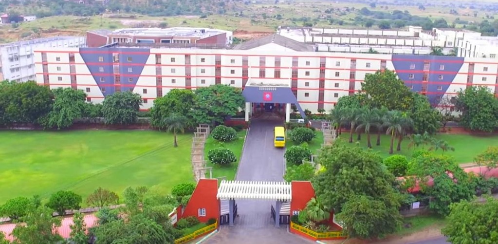 Navodaya Medical College, Raichur Image