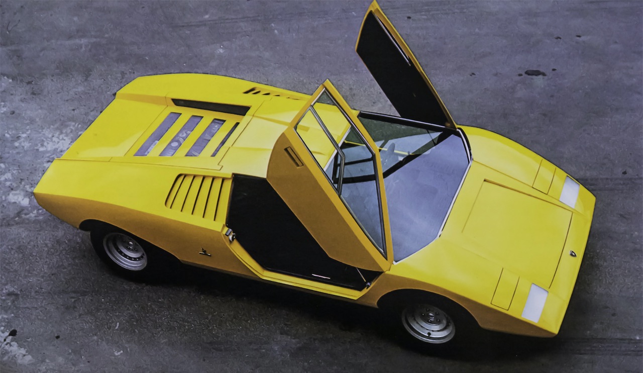 Lamborghini rebuilds the original 1971 Countach LP 500