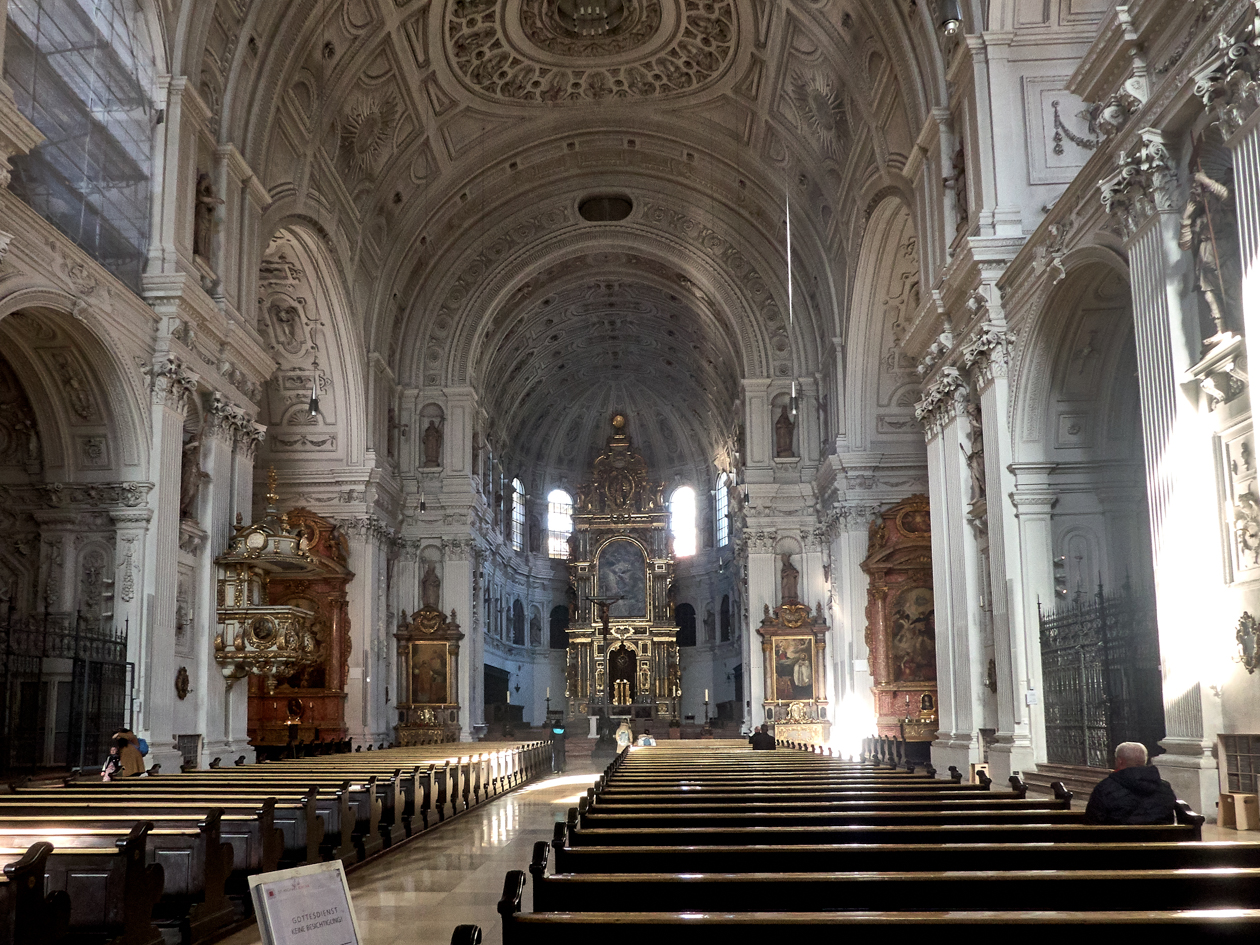 Iglesia San Miguel Munich