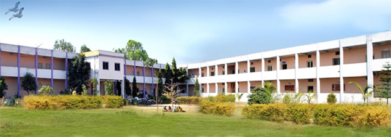 LATUR COLLEGE OF PHARMACY Image