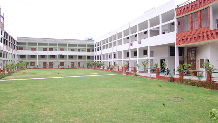 Vaish Girls College, Samalkha Image