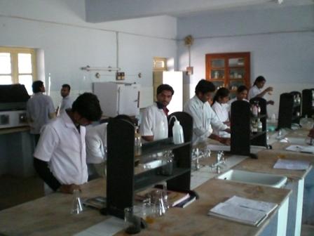RRK Samithi's College Of Pharmacy Image