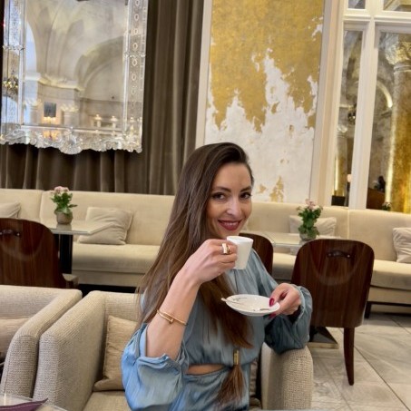 lady's photo
