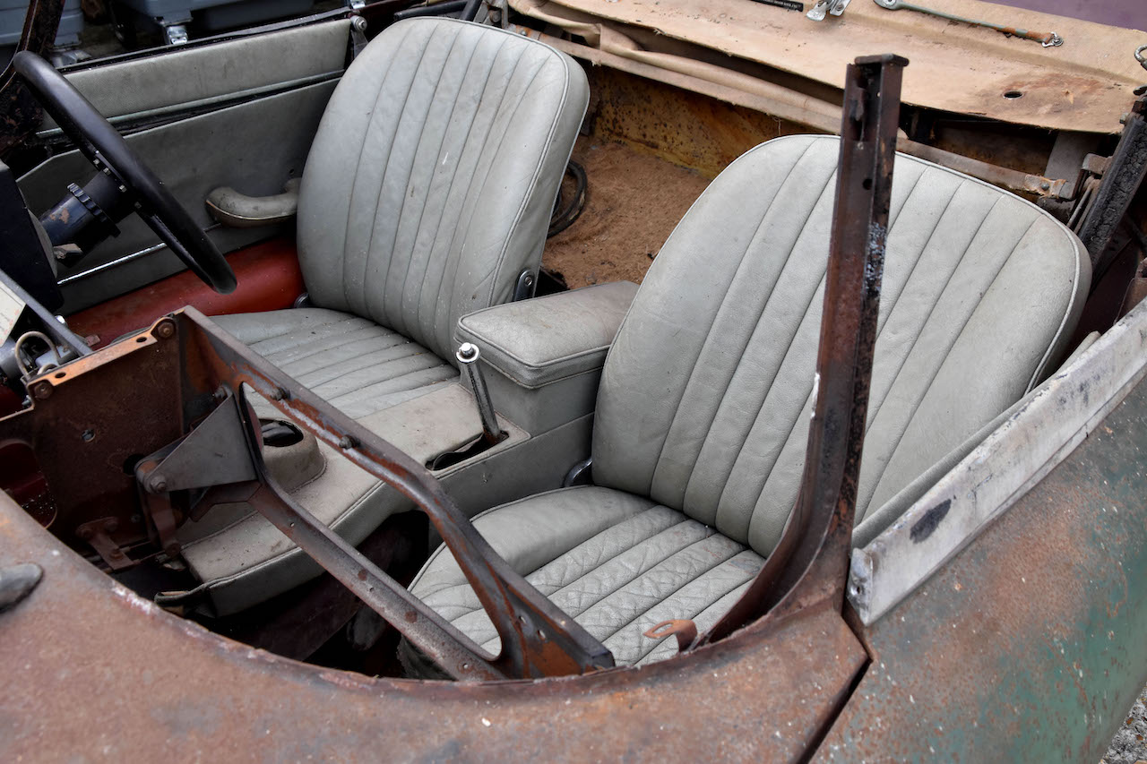 E-type that crashed at Snetterton in 1965 to be restored