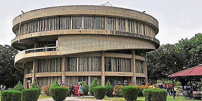 University Centre for Instrumentation and Microelectronics (UCIM)