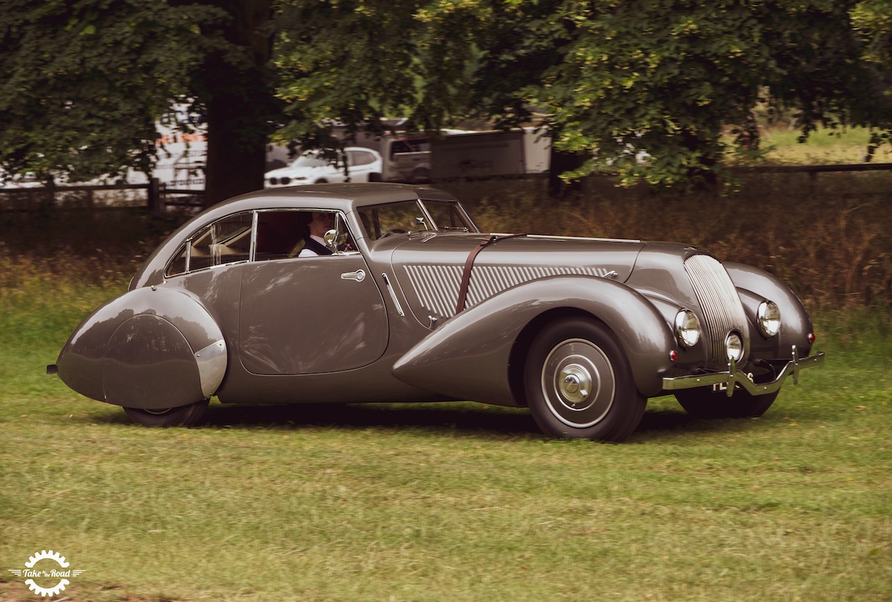 Vous envisagez d'investir dans une voiture classique ?