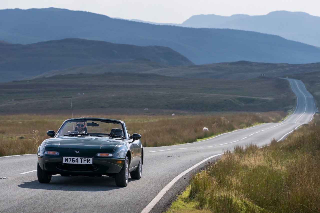 Mazda extends MX-5 parts resto programme to Mk1 Euro owners