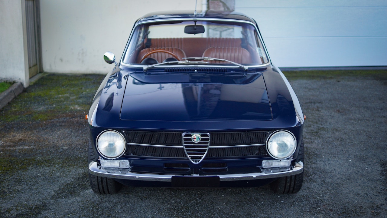 1971 Alfa Romeo GT Junior auction sets new world record