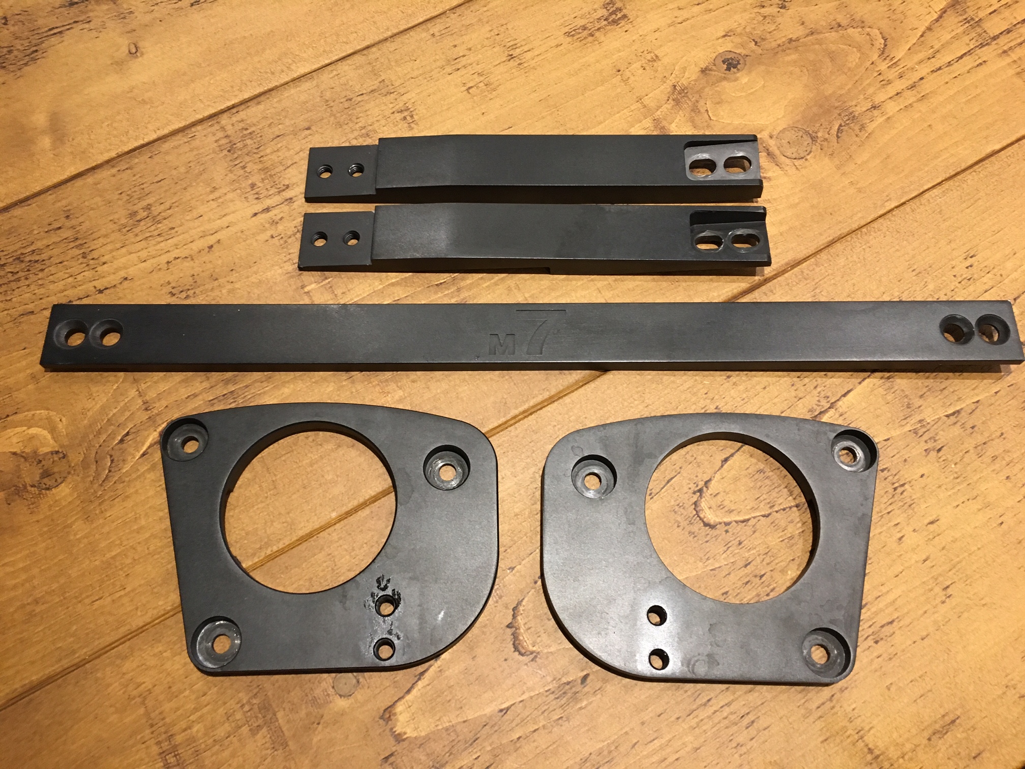 M7 Strut Tower Brace R53