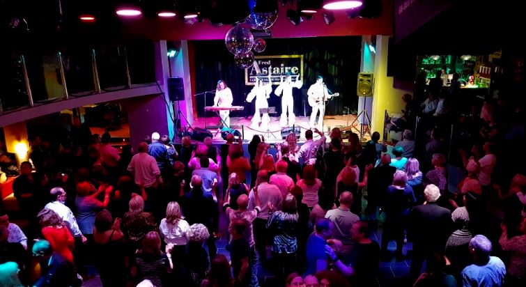 ABBA4-banda-tributo-abba-solo-voces-eventos-tinglaglados-management