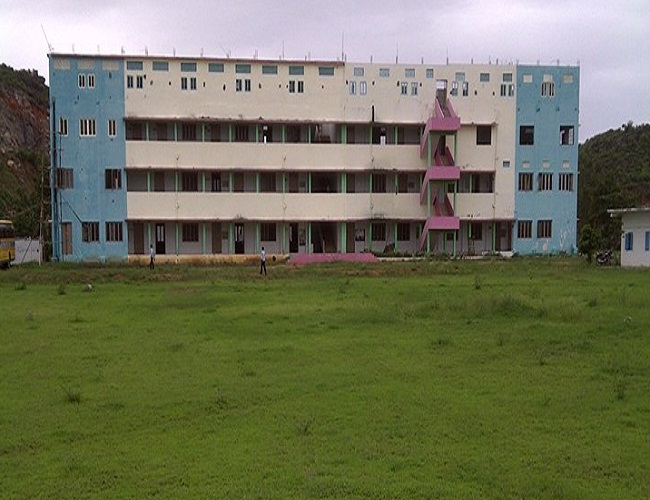 Sarada College Of Pharmaceutical Sciences Image