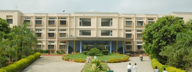 Sri Guru Nanak Dev Khalsa College, New Delhi Image