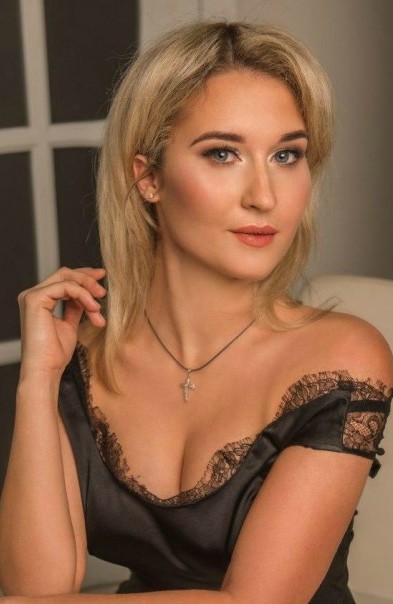 lady's avatar