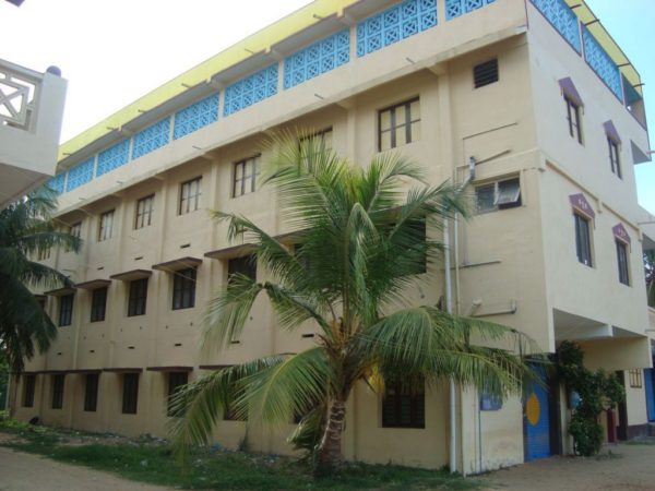 Sembodai R.V. Polytechnic College Image
