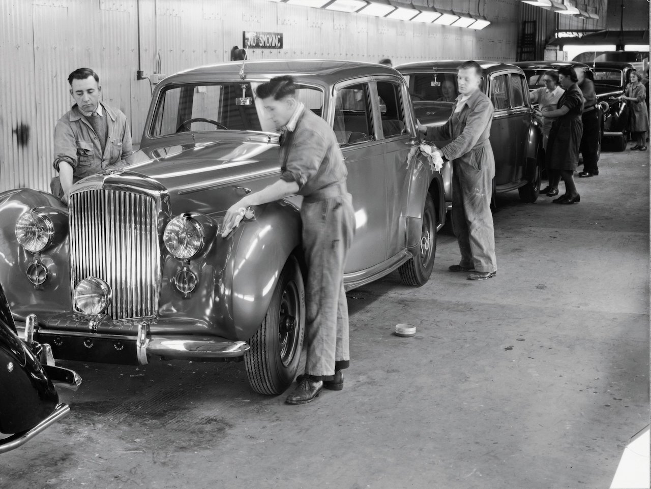 Bentley marks 75 years since first Mk VI was built at Crewe