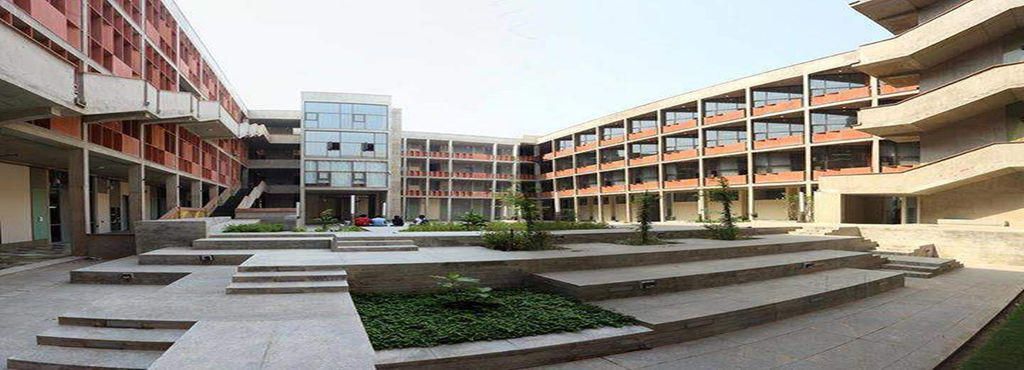 Ahmedabad University Image