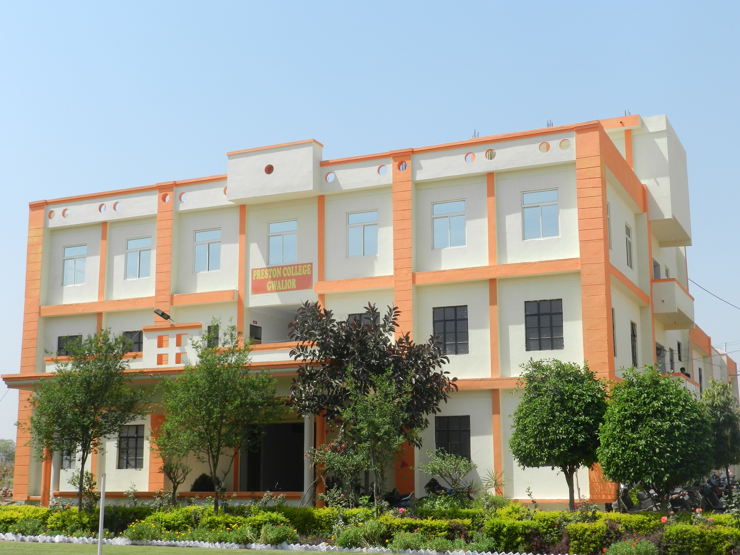 Preston College, Gwalior Image