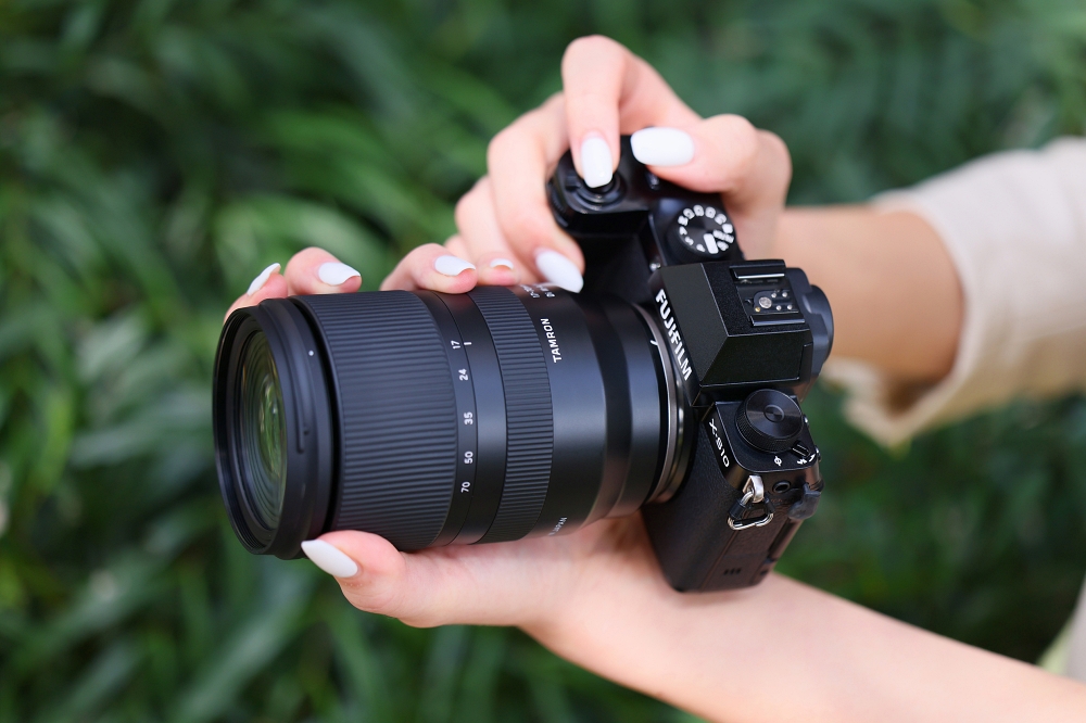 Tamron 17-70mm F2.8