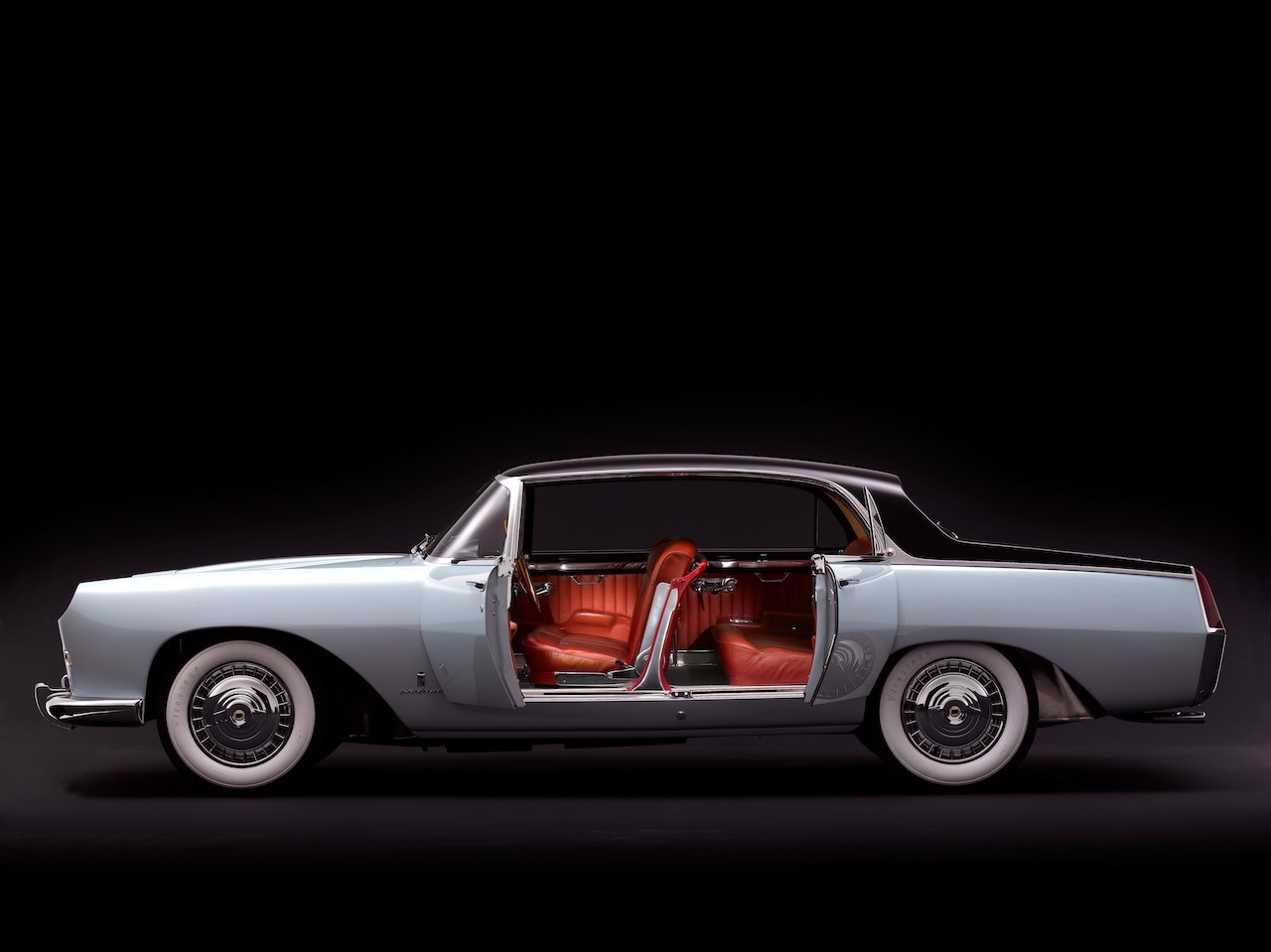 100 of the worlds finest classics to star at Auto Royale