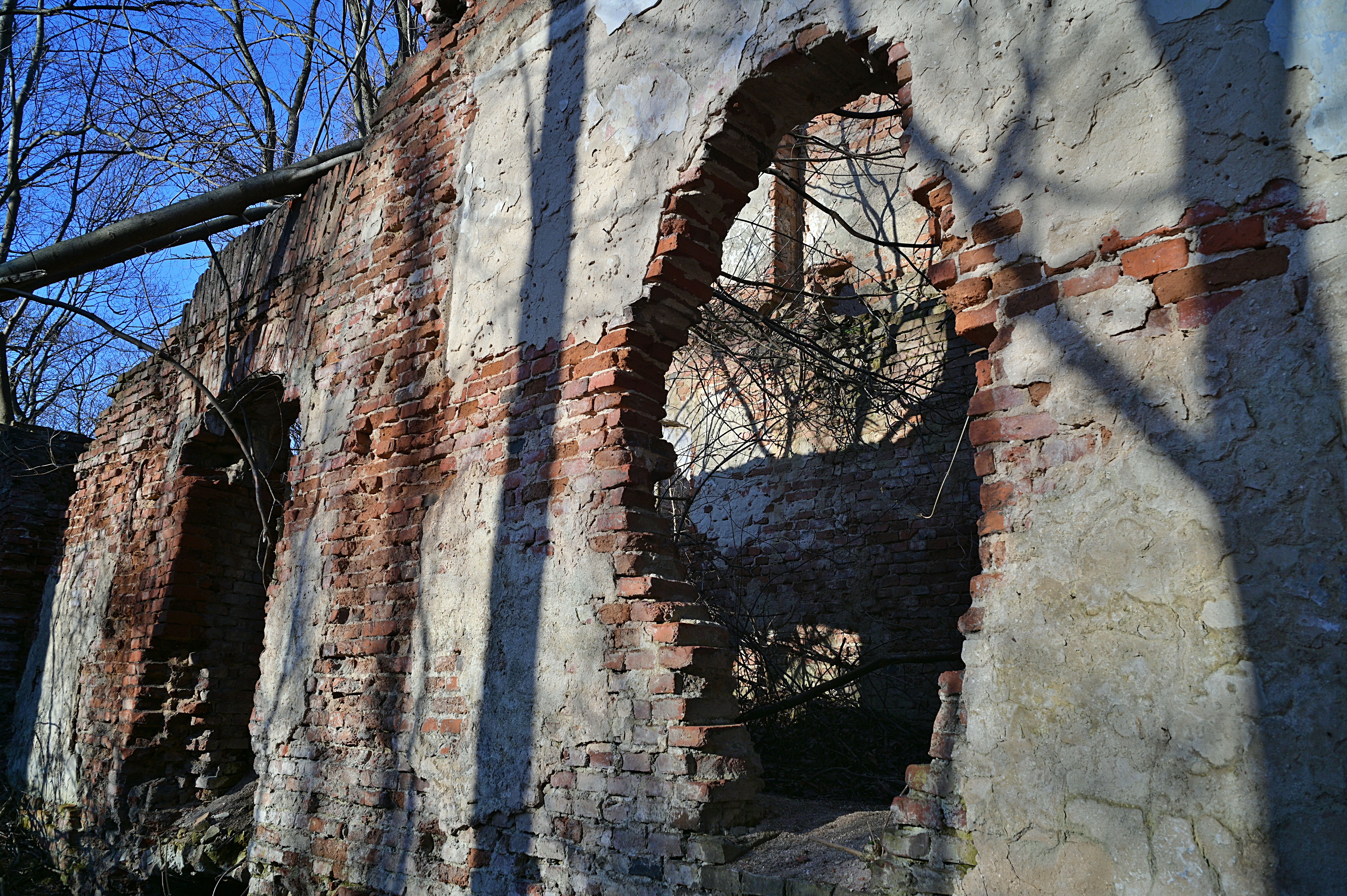 TTArtisan M 28mm F5.6 Ruins
