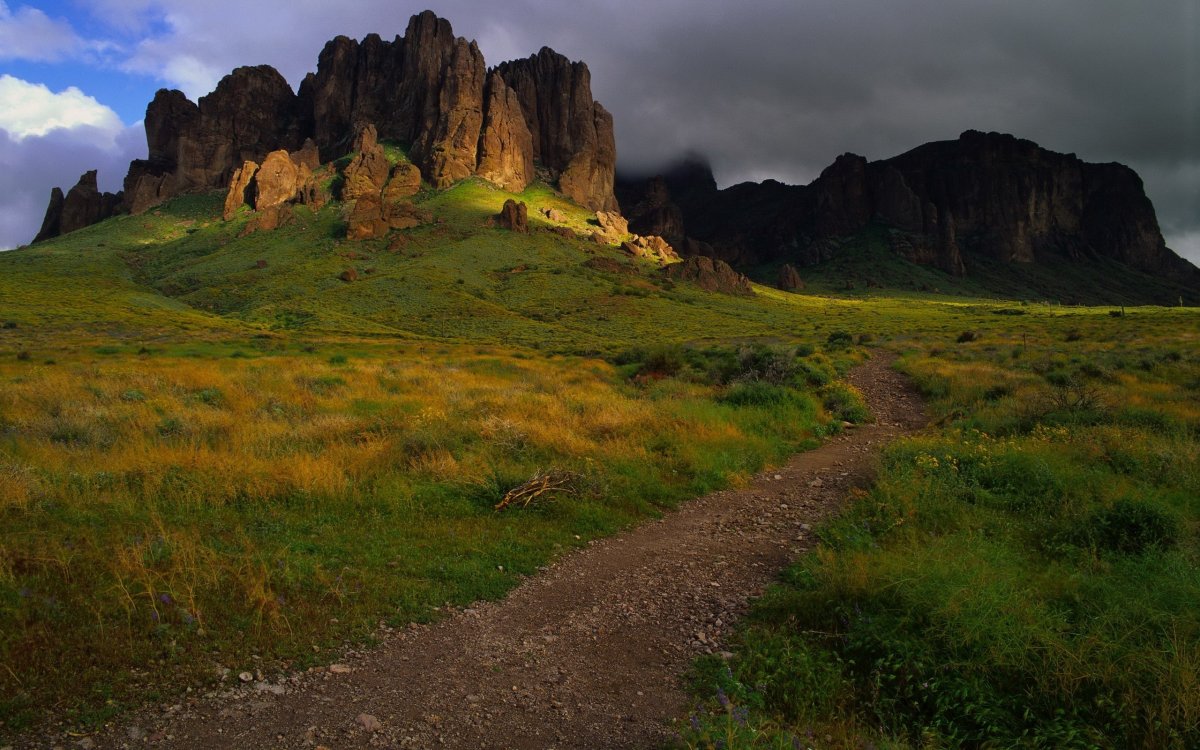 mountain-trails