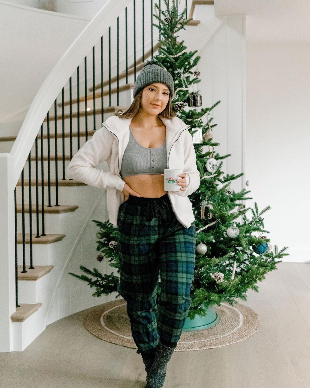 Hailie Jade Scott