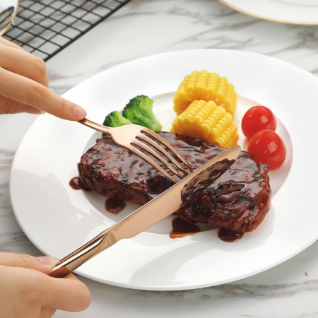 Set de cubiertos con estuche color cobre, acero inox, 7 piezas