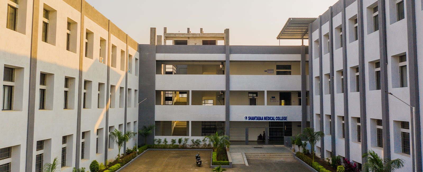 Shantabaa Medical College and General Hospital, Amreli